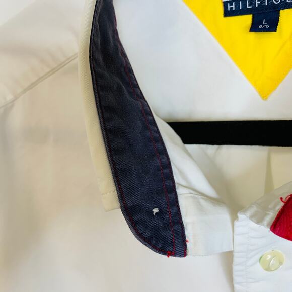 Tommy Hilfiger White Button Up Shirt Lion Flag Shield Pocket Sz Large - Picture 8 of 9